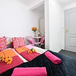 B21 City Rooms